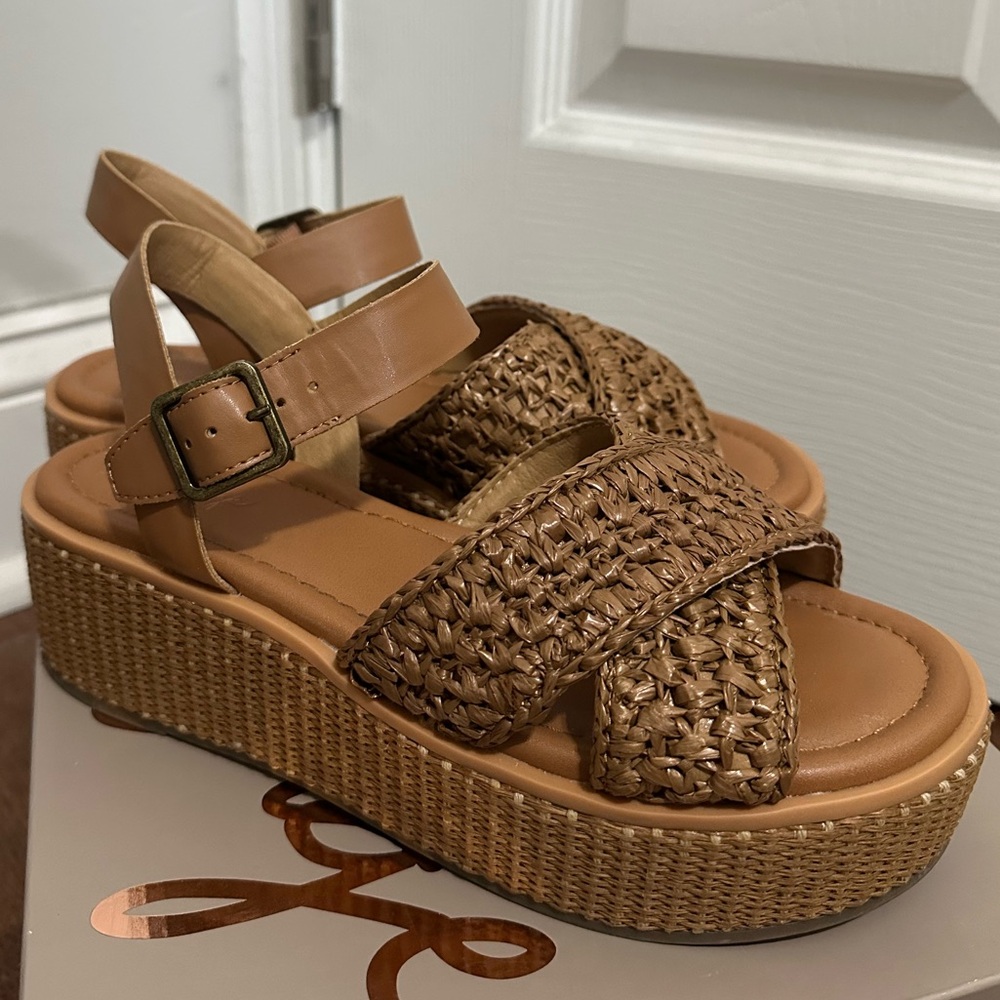 Crown Vintage Sandals